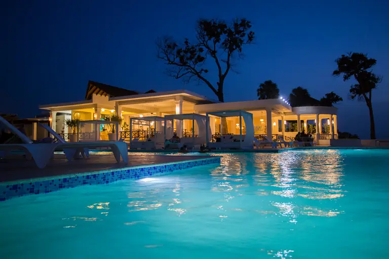 Ocean Village Deluxe