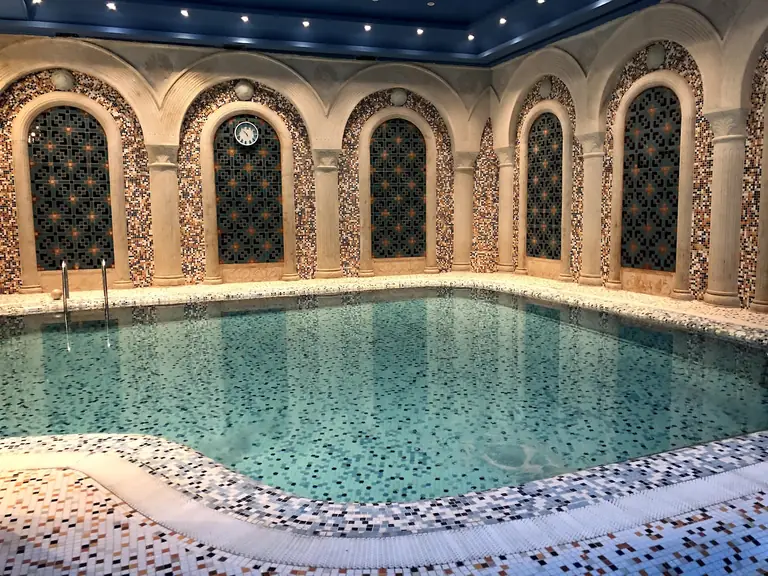 Karim Khan Hotel