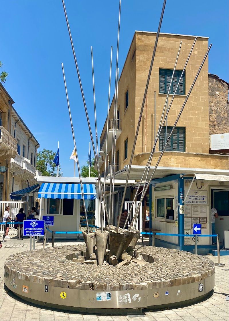 Walk through the Old City and Ledra Street
