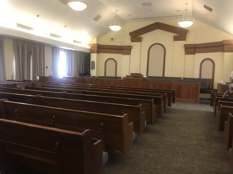 សាសនាចក្រ​នៃ​ព្រះយេស៊ូវ​គ្រីស្ទ​នៃ​ពួកបរិសុទ្ធ​ថ្ងៃ​ចុងក្រោយ - Siem Reap - Cambodia