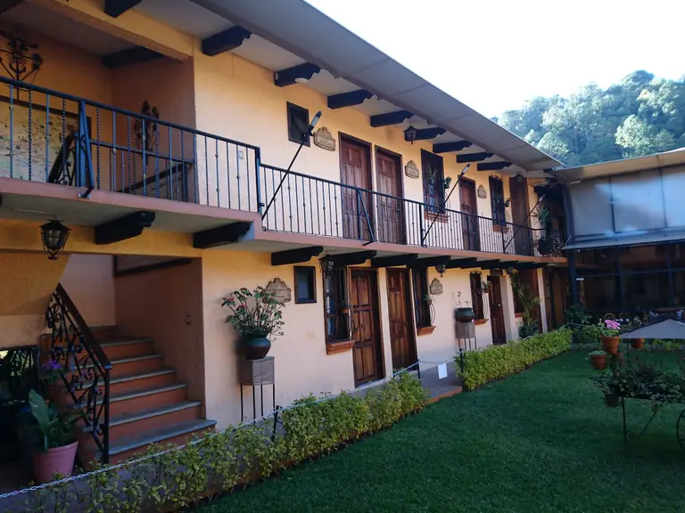 Hotel Temático Mision Colonial