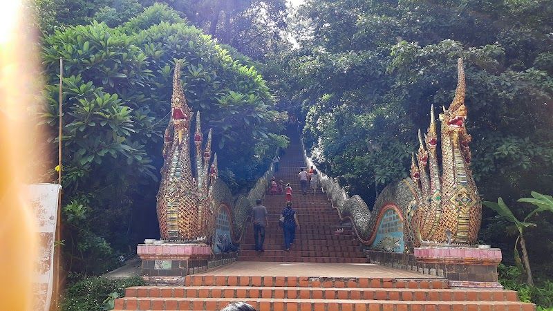 Visit Doi Suthep Temple