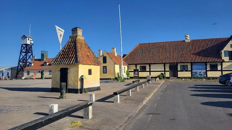 Explore the Dragør Old Town