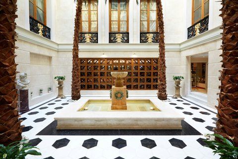 Hotel Grande Bretagne, a Luxury Collection Hotel
