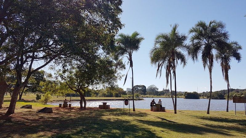 Stroll around the Parque da Cidade Sarah Kubitschek