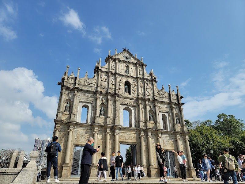 Visit the Ruins of St. Paul's