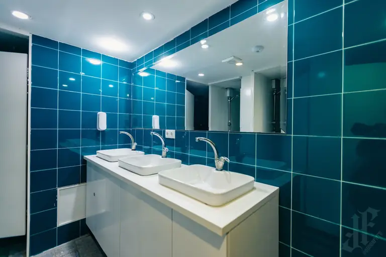 Ragrug Hostel - Isfahan - Iran