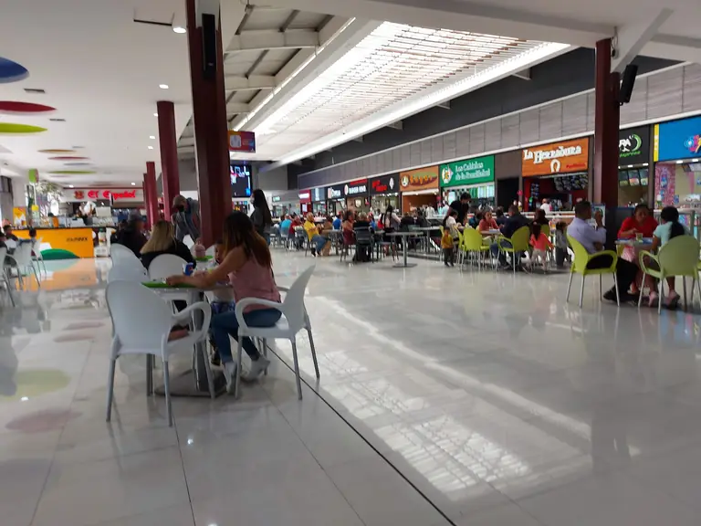 Mall Del Río - Cuenca - Ecuador