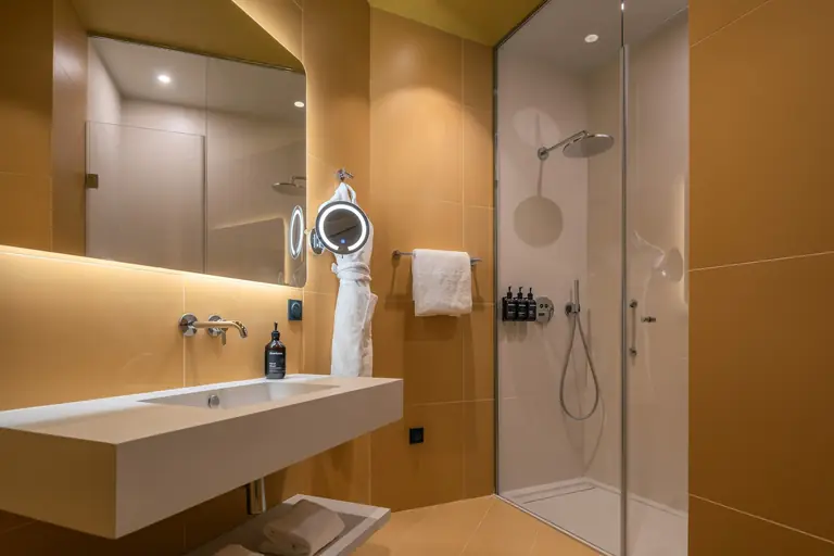 Canopy by Hilton Cannes