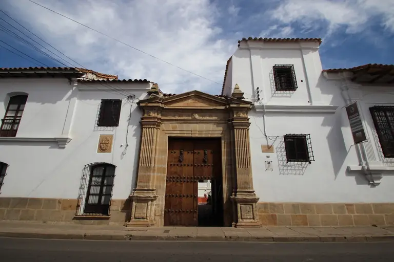 Museo Colonial Charcas U. S. F. X.