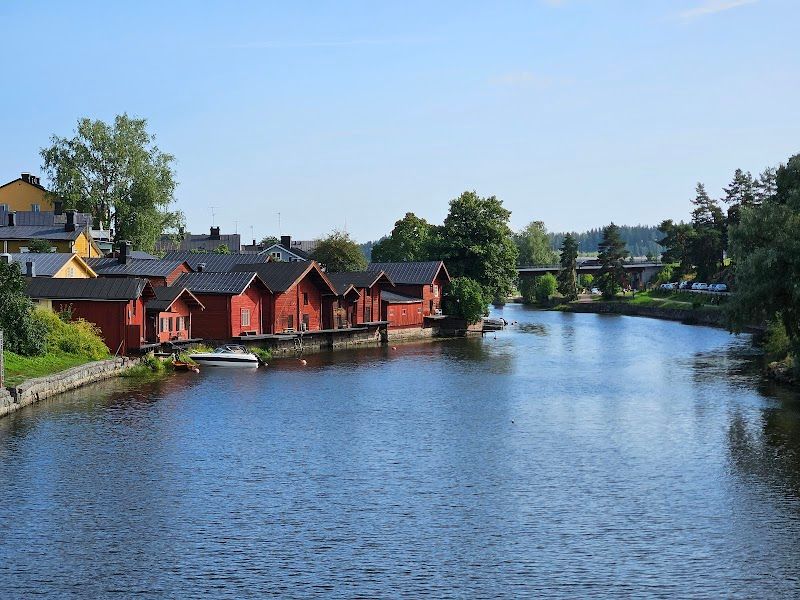 Exploring Old Porvoo (Vanha Porvoo)