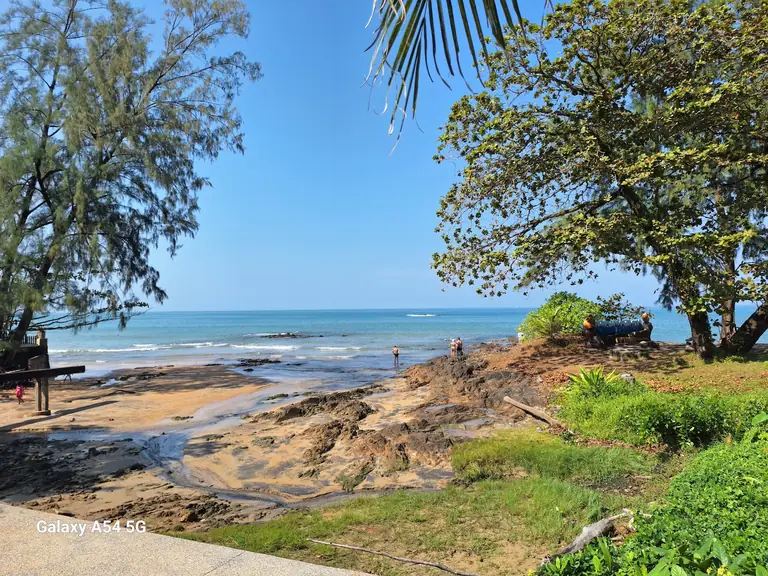 Nang Thong Beach