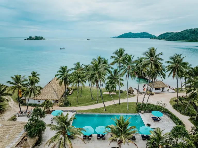 Tropica Island Resort