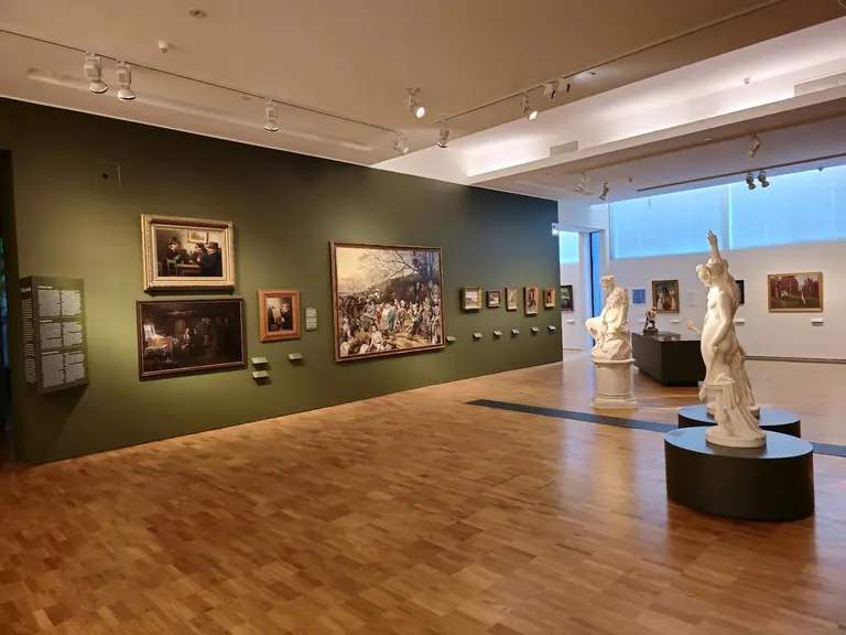 Estonian Art Museum (KUMU)