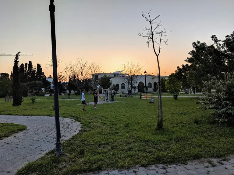 Park Adele Savio Bernstiel