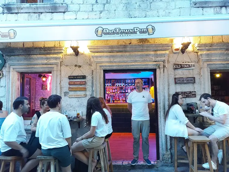 Old Town Pub Kotor - Kotor - Montenegro